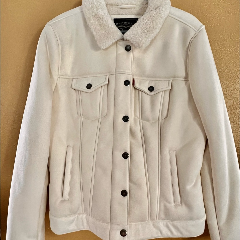 Levi’s Women Cream Faux Jacket - Picture 8 of 11